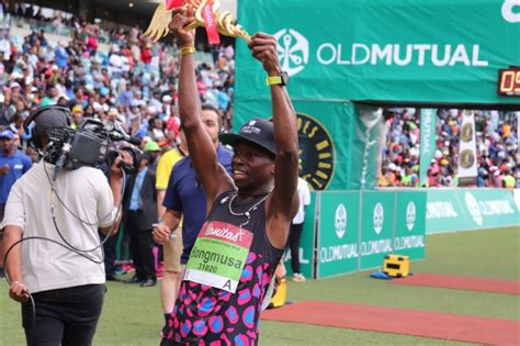 Bongumusa Mthembu wins 2018 Comrades Marathon .